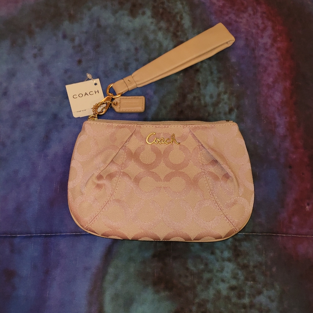 Coach Signature Parker OP Wristlet [NWT] - Picture 4 of 11